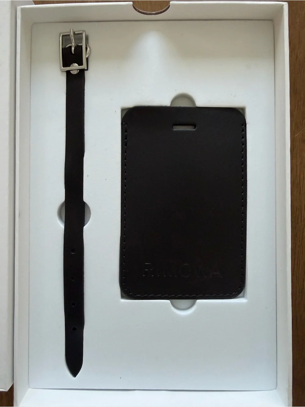 Authentic RIMOWA Luggage Tag - Picture 5 of 5